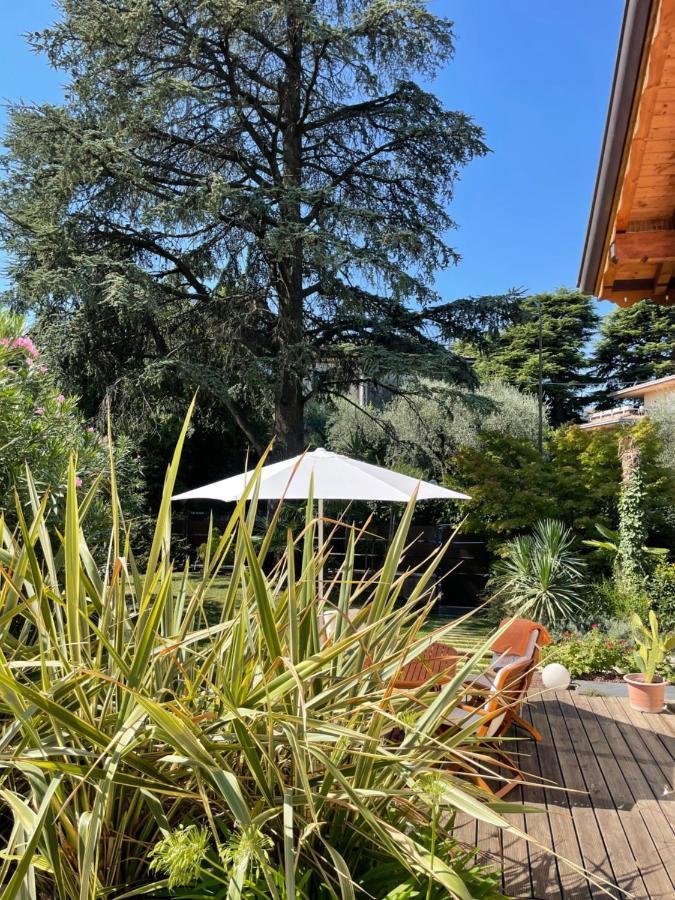 Villa Arzilla Desenzano del Garda Eksteriør billede