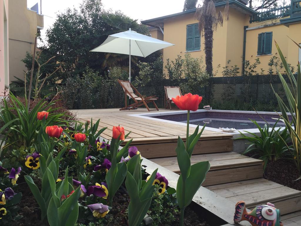Villa Arzilla Desenzano del Garda Eksteriør billede